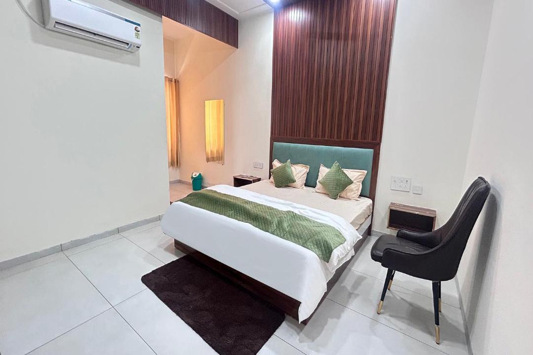 Photo of Bedroom in Shri Madhopur