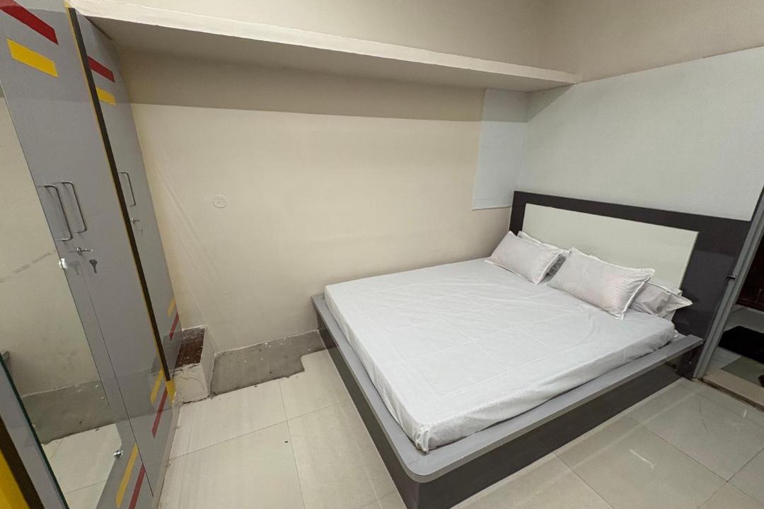 Photo of Bedroom in Tiruchendur