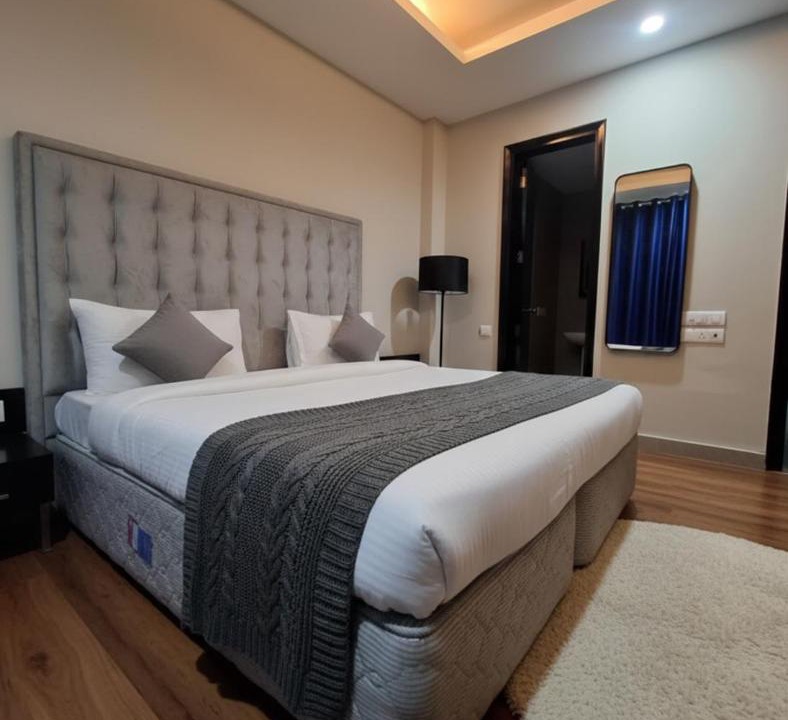 Photo of Bedroom in DLF Phase 3