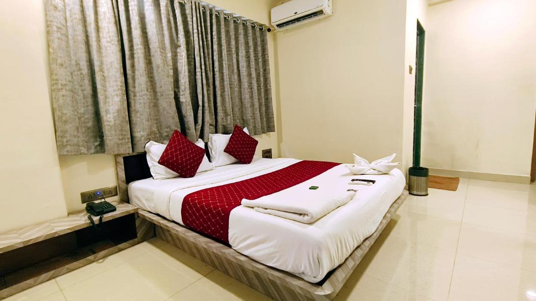 Photo of Bedroom in Prabhadevi