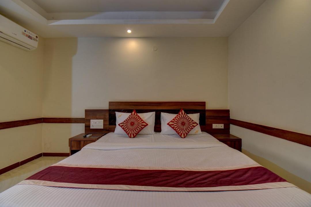 Photo of Bedroom in Adyar