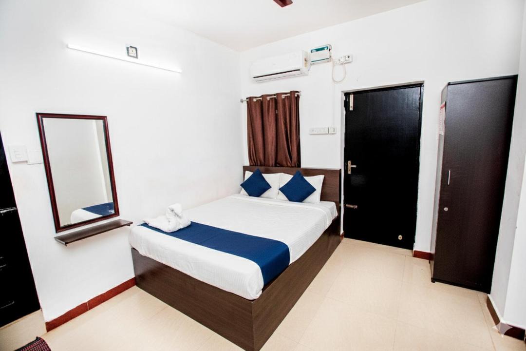 Photo of Bedroom in Pondicherry Beach
