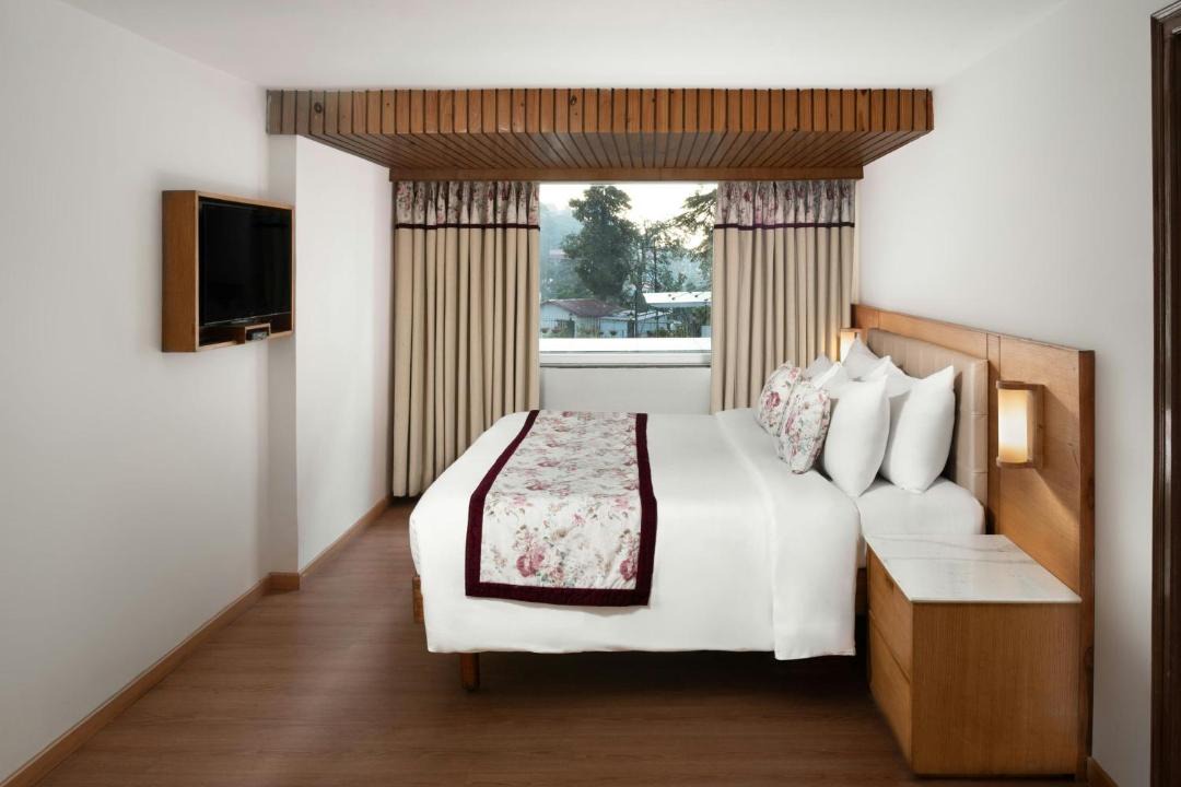 Photo of Bedroom in The Mall Road