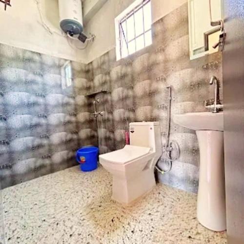 Photo of Bathroom in Laitmawsiang