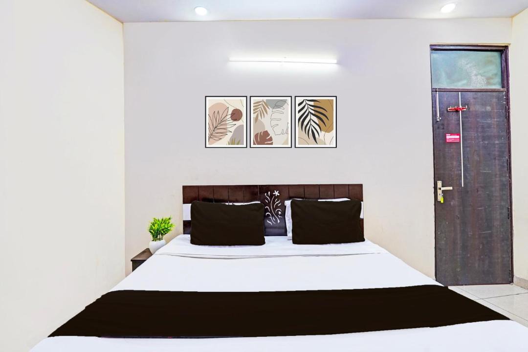 Photo of Bedroom in Janakpuri
