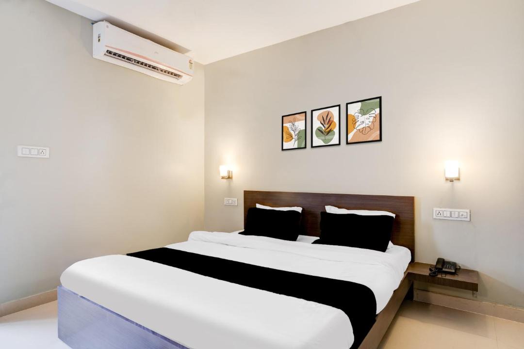 Photo of Bedroom in Sualkuchi