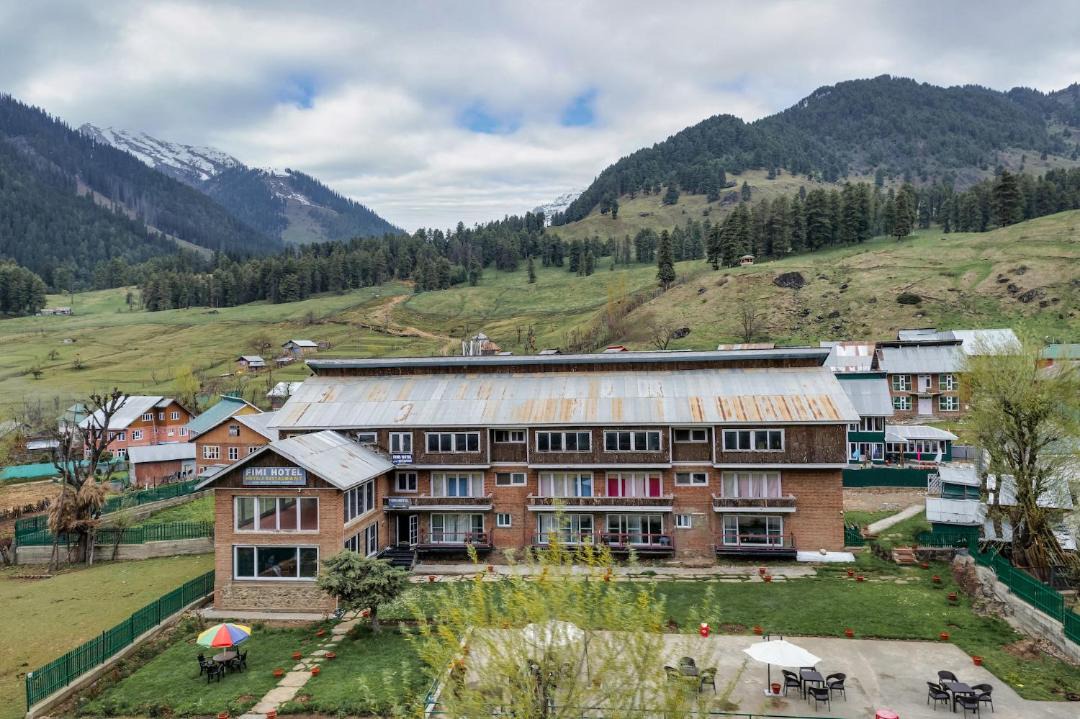 Photo of Others in Aru Valley