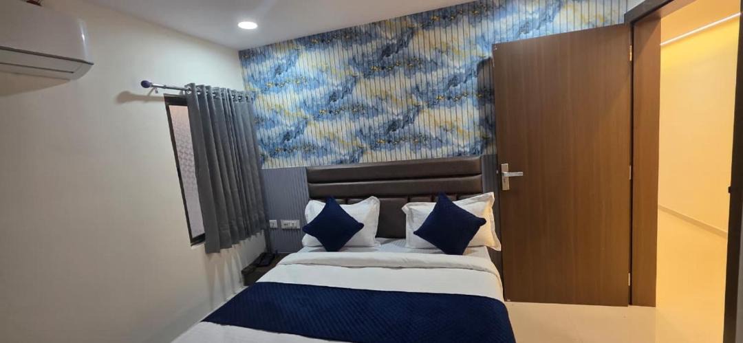Photo of Bedroom in Mahesana