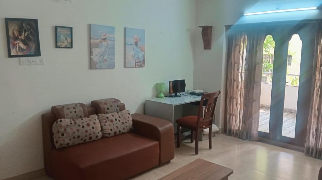 Photo of Livingroom in Mylapore Tiruvallikk