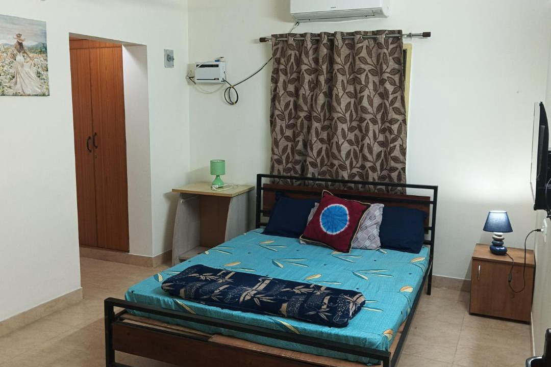 Photo of Bedroom in Mylapore Tiruvallikk