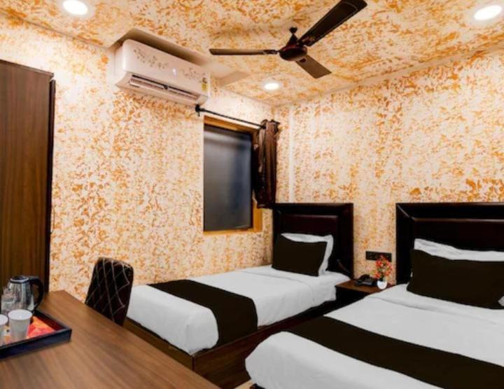 Photo of Bedroom in Sealdah