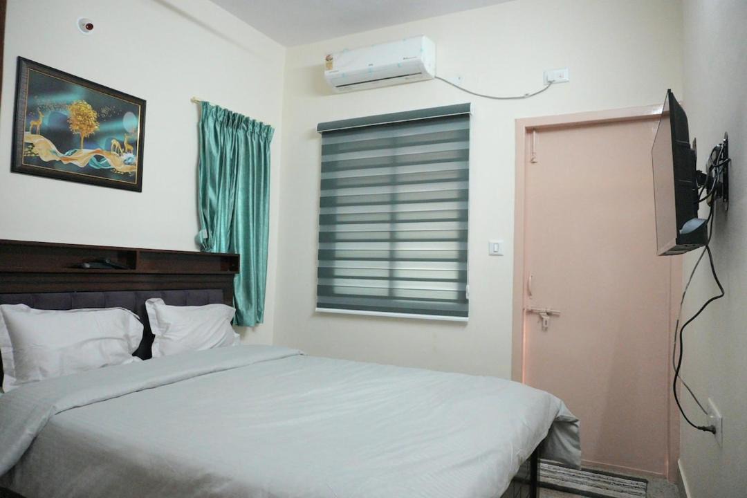 Photo of Bedroom in Malleshwaram West