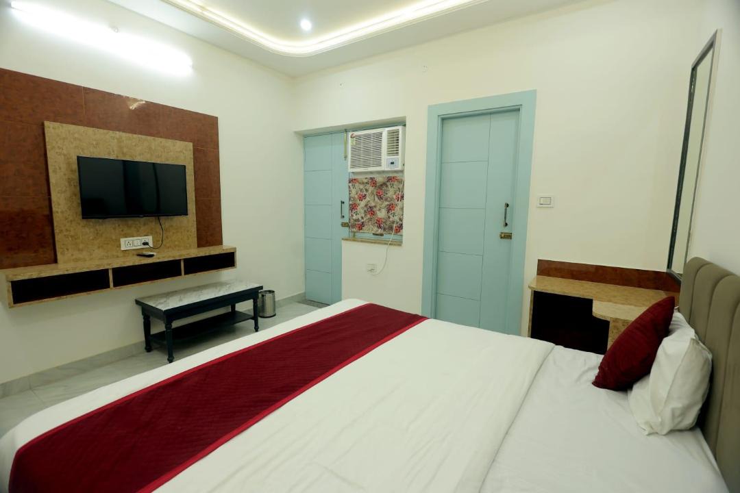 Photo of Bedroom in Taj Ganj