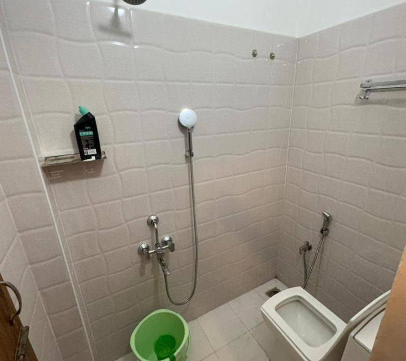 Photo of Bathroom in White Town