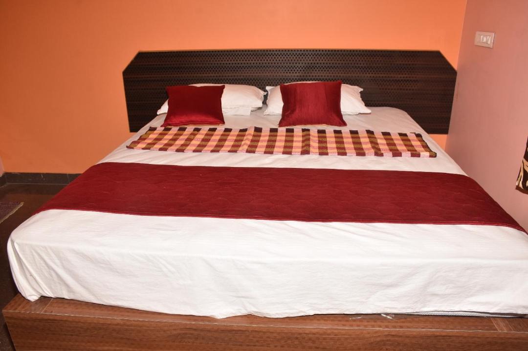 Photo of Bedroom in Thirukadaiyur