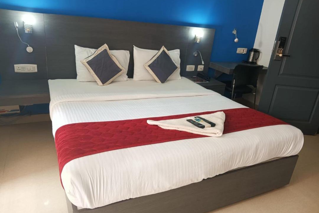 Photo of Bedroom in Mylapore Tiruvallikk