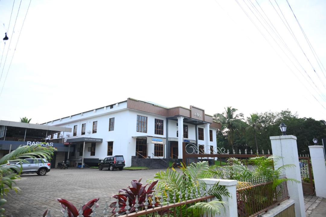 Photo of Others in Inna