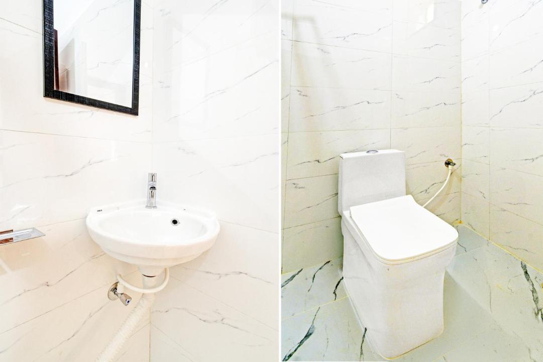 Photo of Bathroom in Green Park