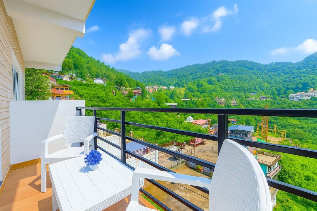 Photo of Patio Balcony in Mussoorie