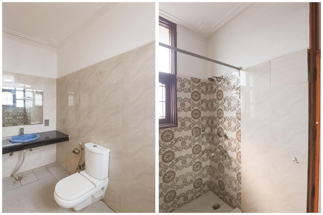 Photo of Bathroom in Kalkaji