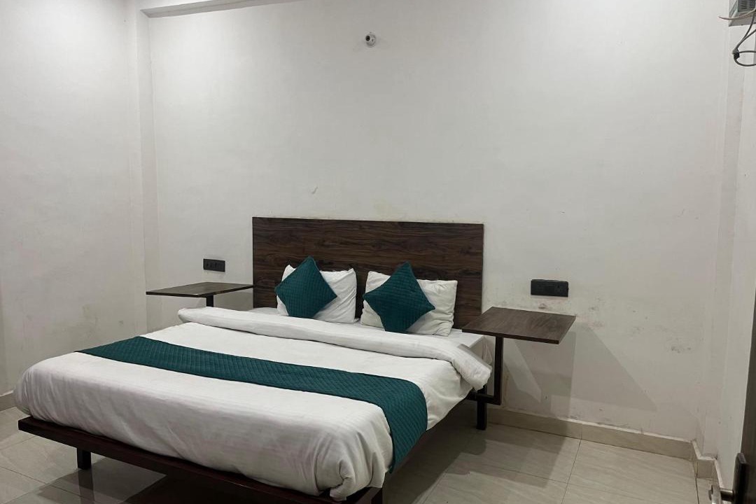 Photo of Bedroom in Naini