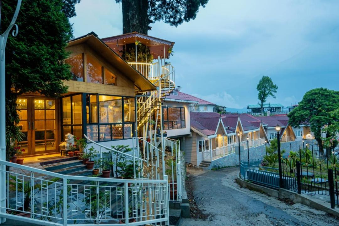 Photo of Others in Darjeeling