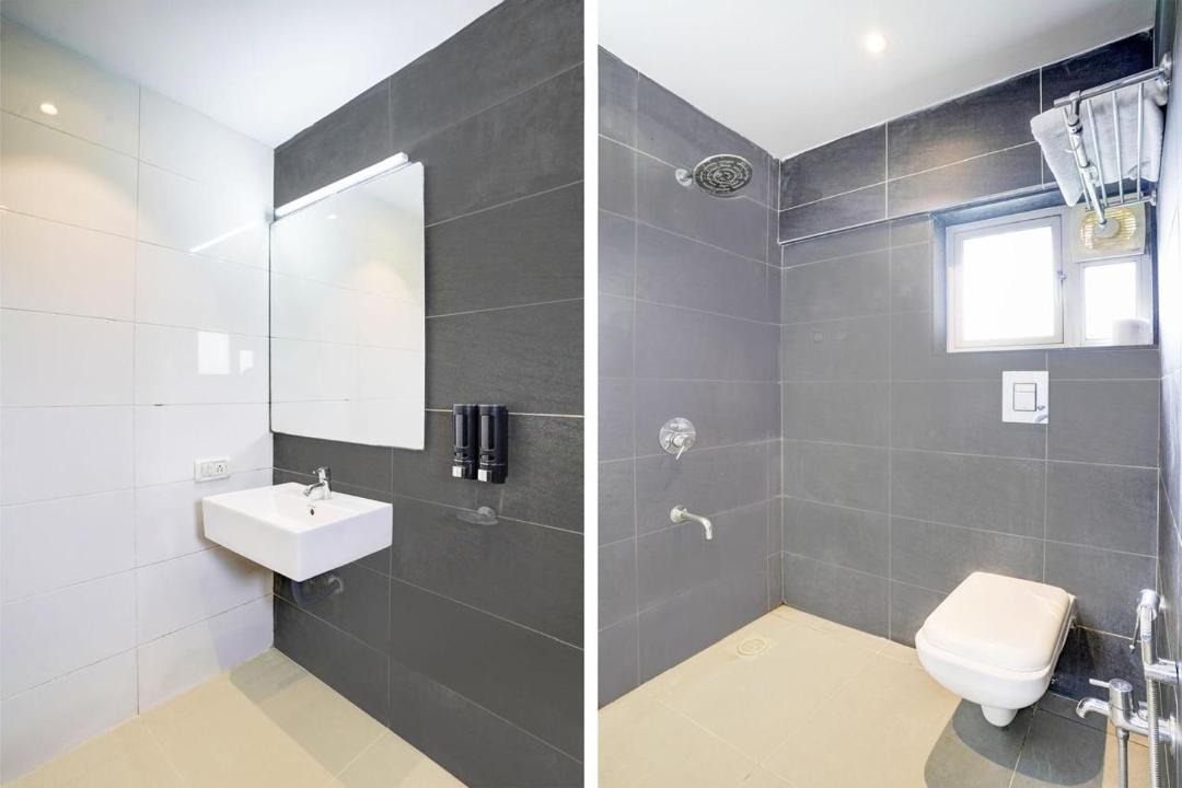 Photo of Bathroom in Juhu