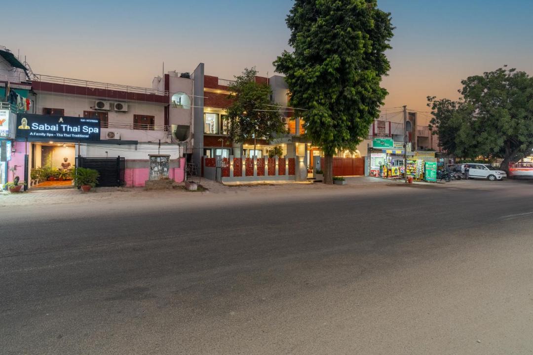 Photo of Others in Malviya Nagar