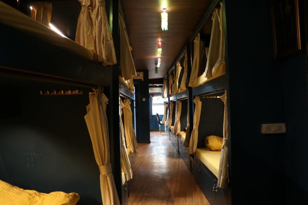 Photo of Bedroom in Juhu
