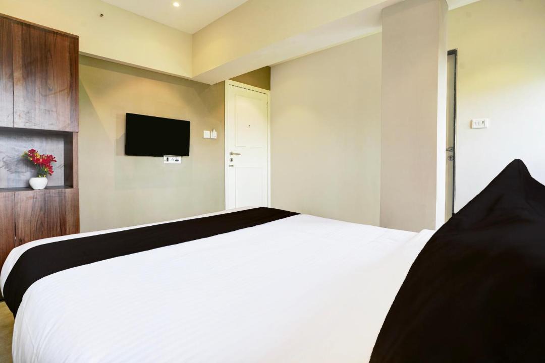 Photo of Bedroom in Juhu