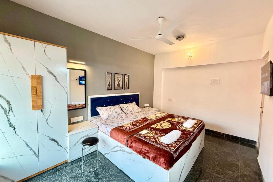Photo of Bedroom in Juhu