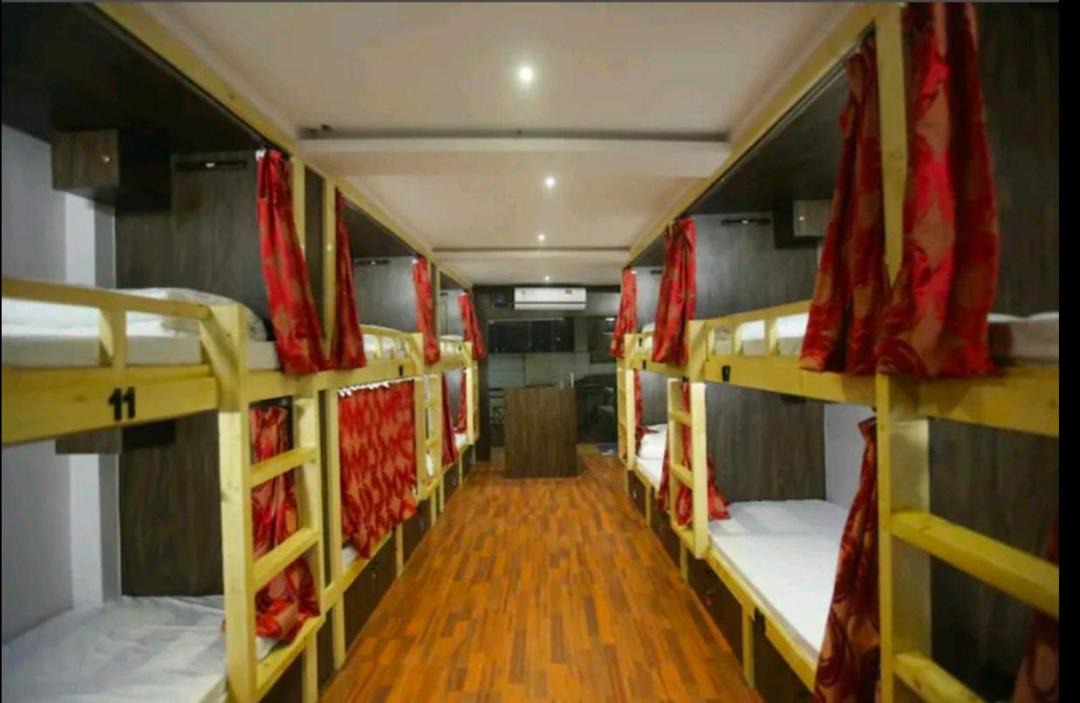 Photo of Bedroom in Juhu