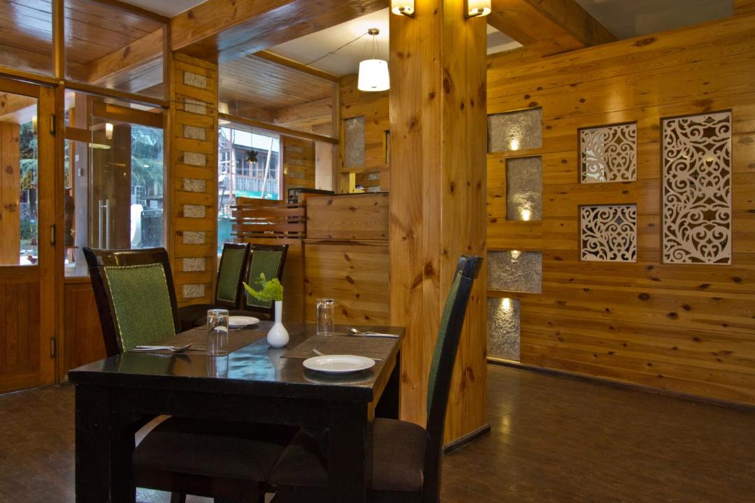 Photo of Others in Old Manali