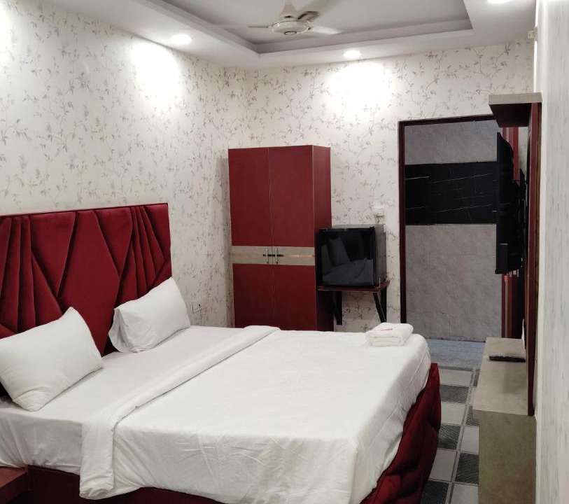 Photo of Bedroom in Azadpur