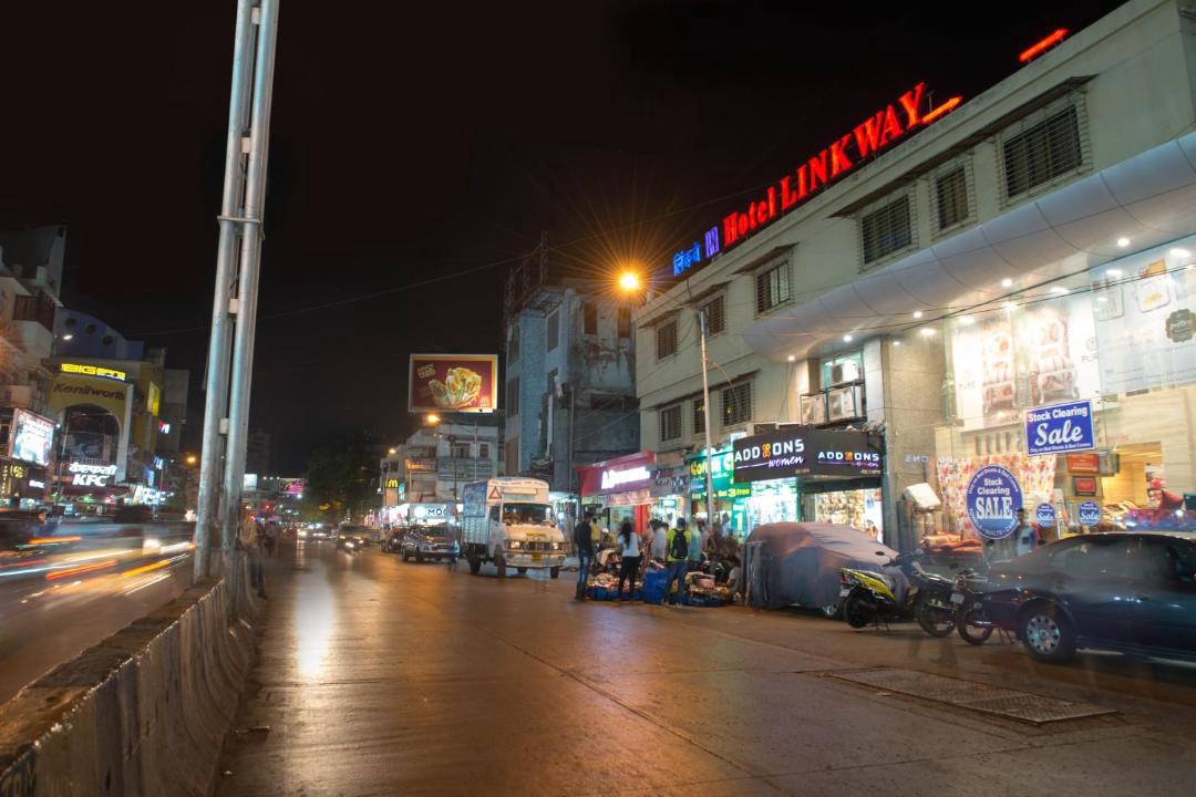 Photo of Others in Khar
