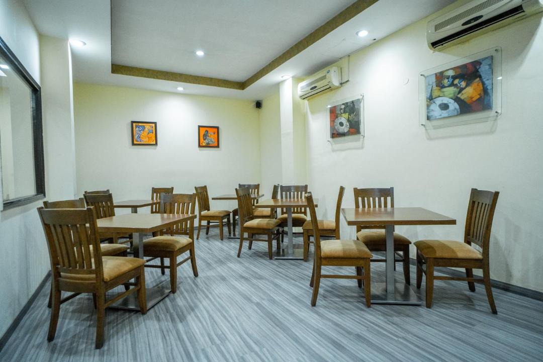 Photo of Others in DLF Phase 3