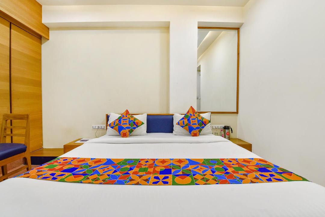 Photo of Bedroom in Changodar