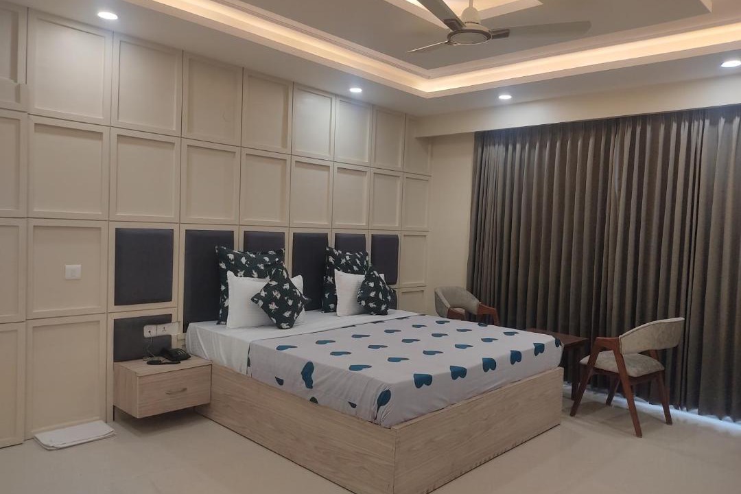 Photo of Others in DLF Phase 3