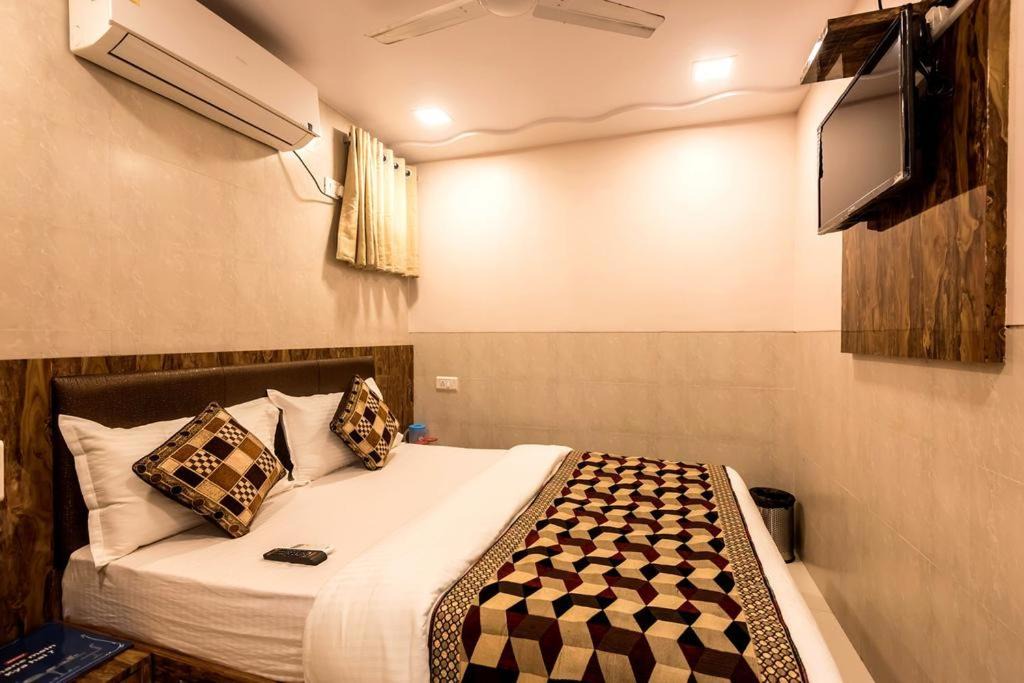 Photo of Bedroom in Kurla