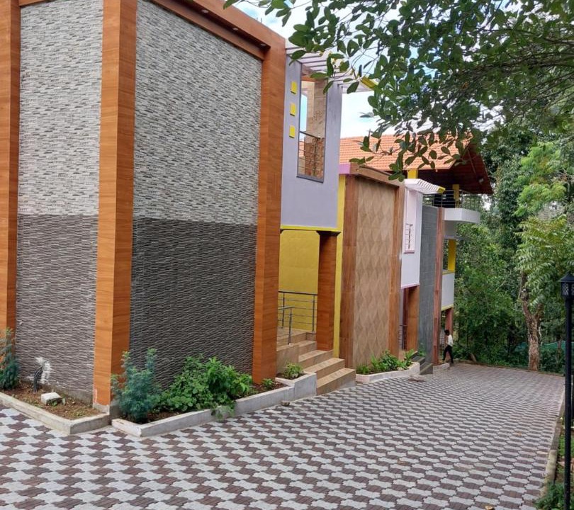 Photo of Buildings in Yercaud