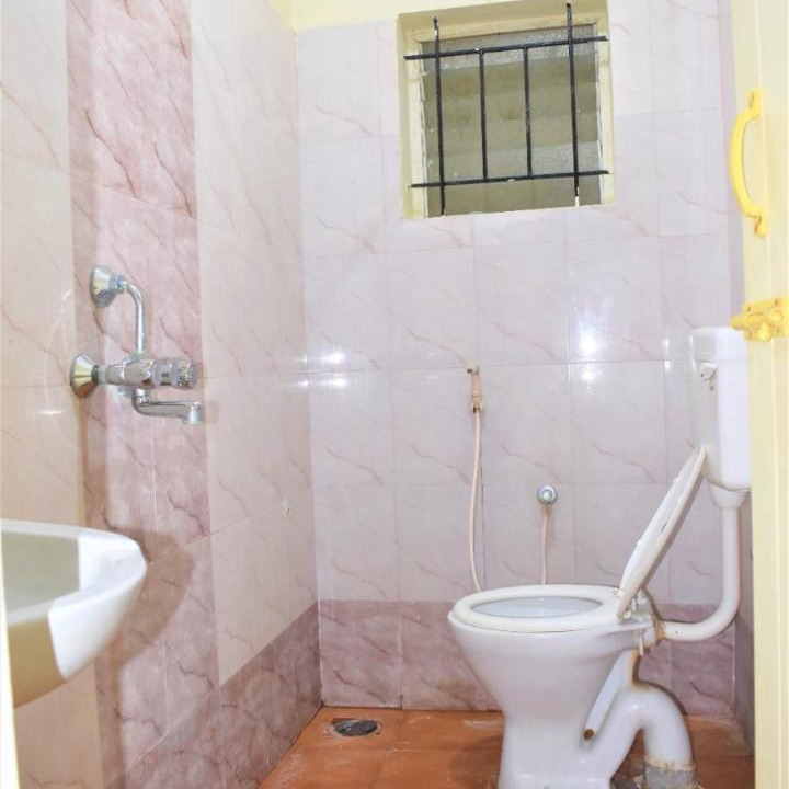 Photo of Bathroom in Brookefield