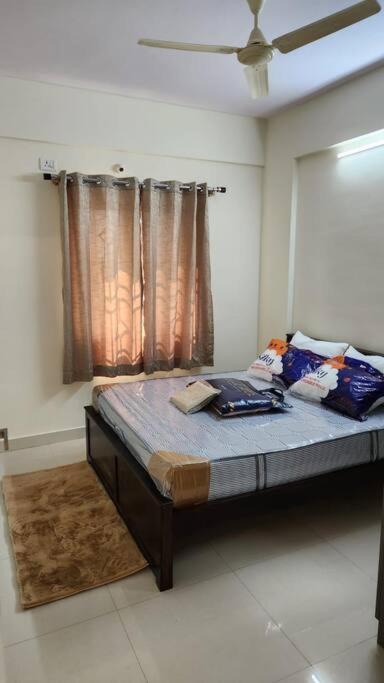 Photo of Bedroom in Palm Meadows