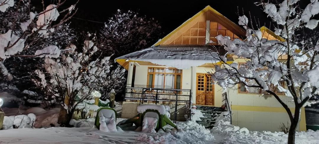 Photo of Buildings in Manali