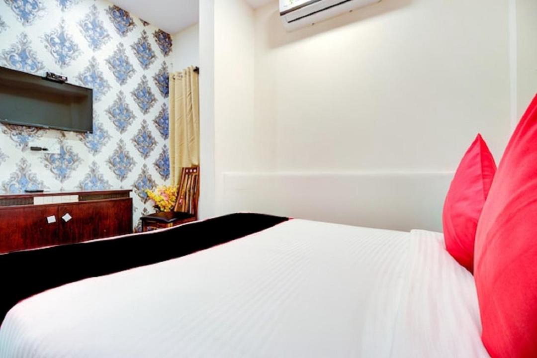 Photo of Bedroom in Juhu