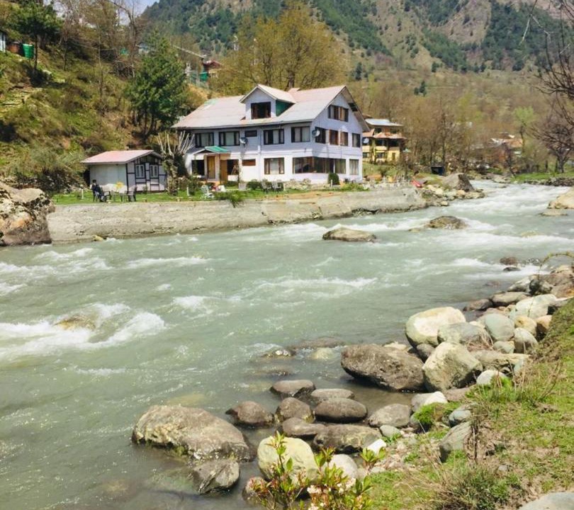 Photo of Others in Laripora
