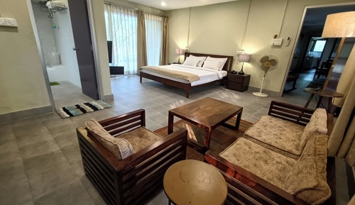 Premium Room