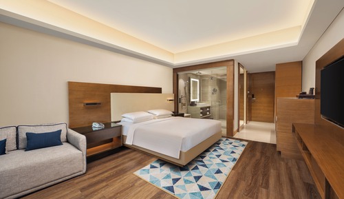 Room, 1 King Bed, Smoking, Courtyard View (Courtyard View)