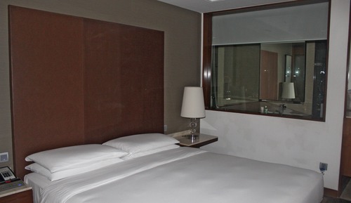Club King Room