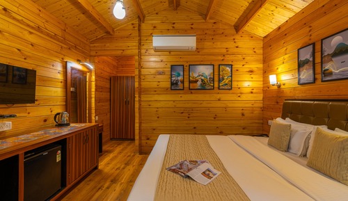 Beach Facing Chalet 