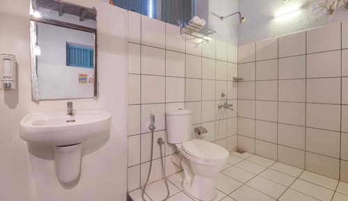 Deluxe Double AC Room With Ensuite Bathroom